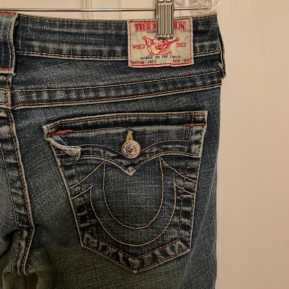 Ladies True Religion jeans. Flare leg. Joey. Size 30 - Picture 2 of 6